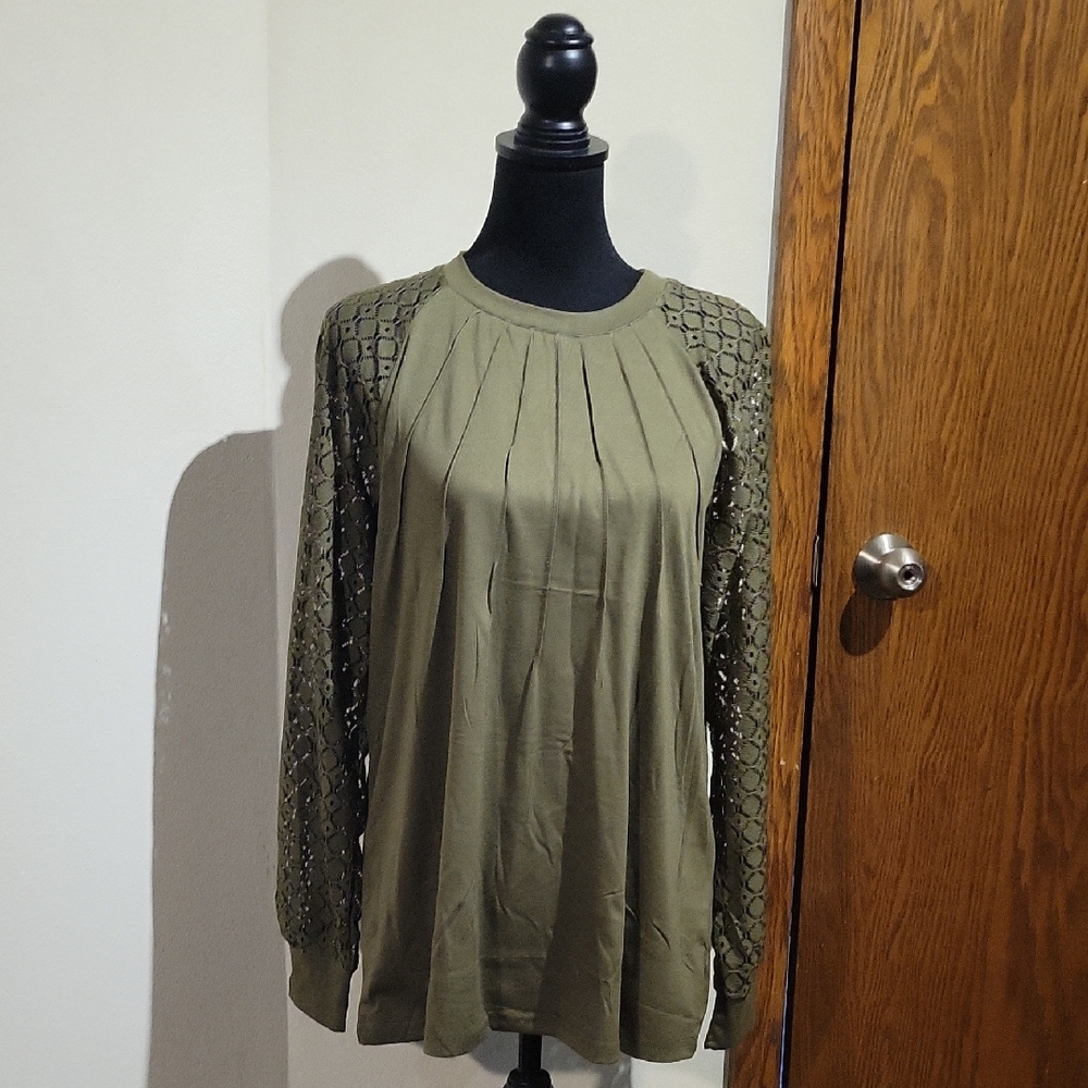 Olive Green Lace Sleeve Women's Top Size Large